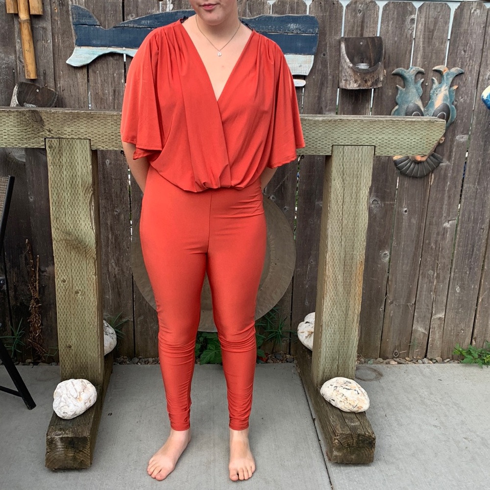 Jumpsuit forever 21 brand new with tags.